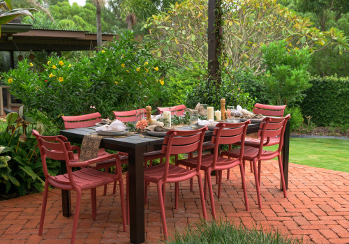 How to Choose the Perfect Dining Set for Your Patio